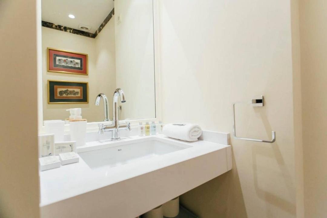 New With Height- 2Bd 1Bth- Pajaritos Apartment Seville Exterior photo